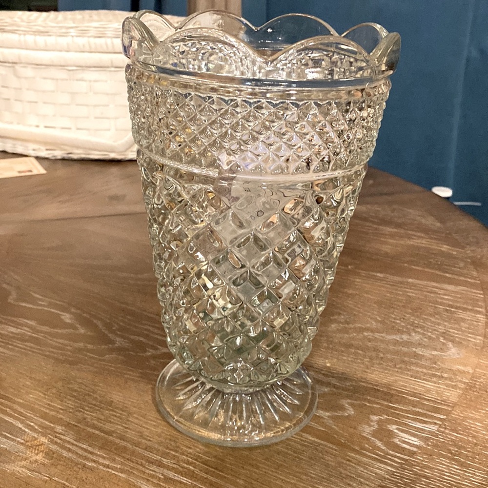 2 Anchor Hawking Vintage Vases